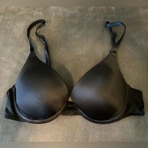 PINK by Victoria’s Secret Wear Everywhere Push-Up Bra, 32A